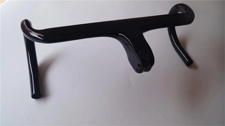 Carbon Fiber Bicycle Handlebar1