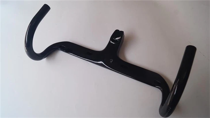 Carbon Fiber Bicycle Handlebar2